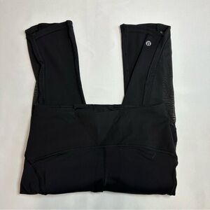 0329 - Lululemon Crop Pants Size 4